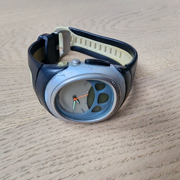 Men's Vintage 90s Nike Triax Watch - Picture 11 of 14